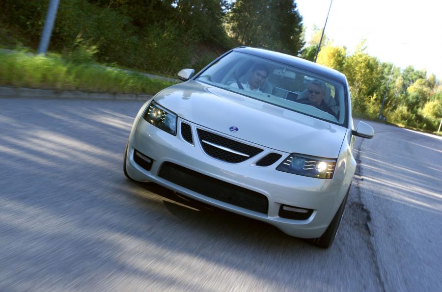  Saab Sport Hatch 2003 года  (фото 8 из 24)